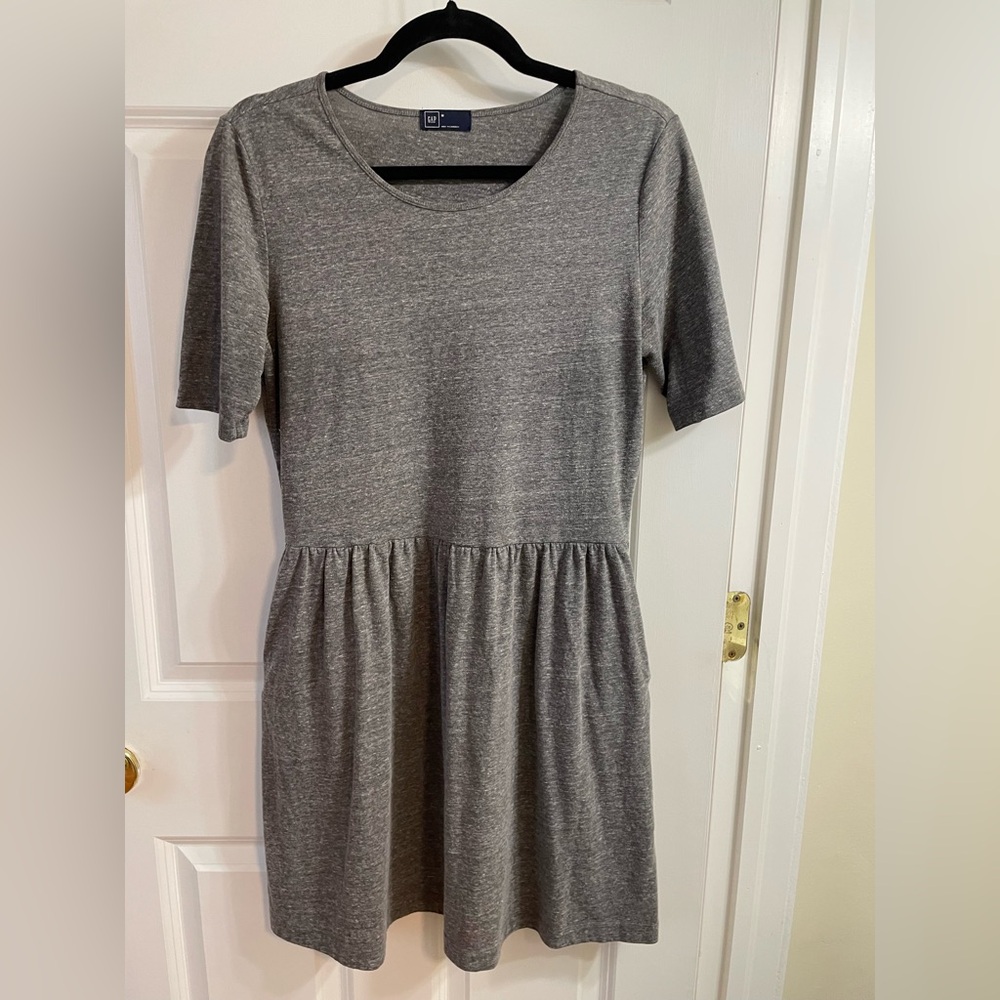 🌟 Gap Peplum T-Shirt Dress - Women’s Size Medium 🌟